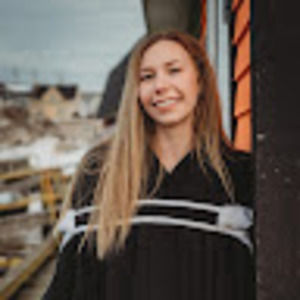 Meet your Posher, Melanie